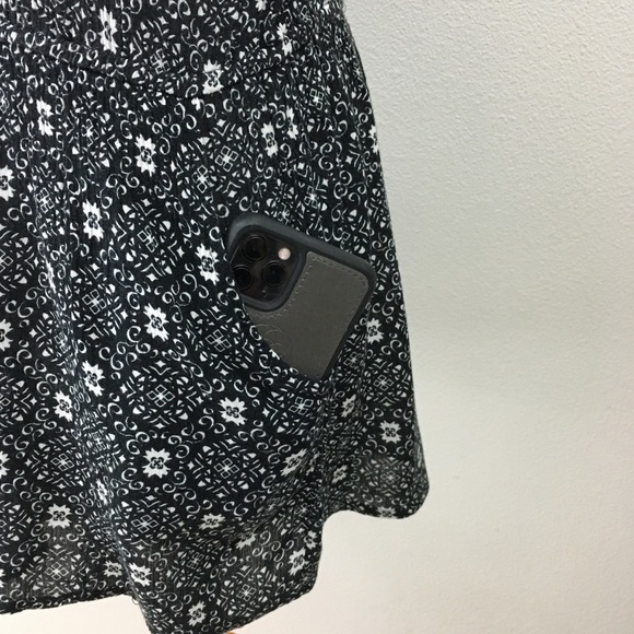 Shorts Romper with Pockets - Picture 5 of 10